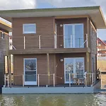 Neu Renoviertes Schwimmendes Ferienhaus Fischland In Barth * Barth