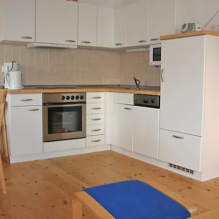 Floating Classic - Schwimmendes - Haus 2