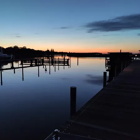 Floating Classic - Schwimmendes - Haus 2 בית נופש